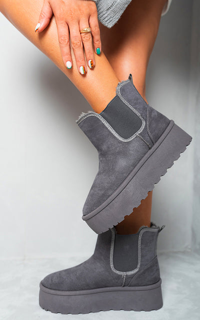 Fluffy Platform Sole Chelsea Faux Fur Lined Ankle Boots